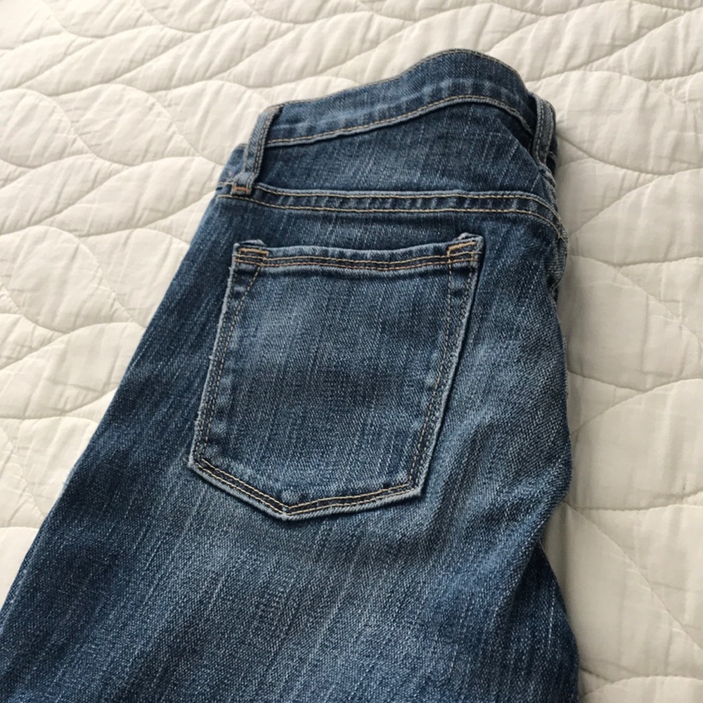 Banana Republic 2 jeans-Capri & low rise boot cut - Picture 7 of 8